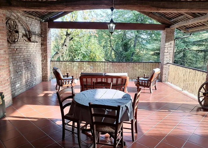 农家乐 Cascina Frati 卡内利